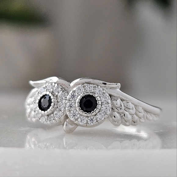 Owl Ring, 925 Sterling Silver Charmed Aroma Size 7 Valentines - Picture 3 of 4